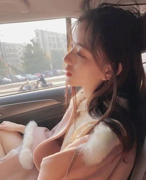 网红吃瓜头像女,揭秘网络红人的神秘面纱  第2张