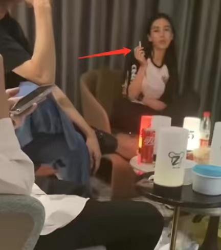 杨颖身高爆料视频最新版,揭秘女神真实身高之谜  第3张