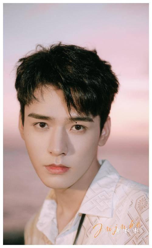 龚俊热巴最新爆料图片大全,甜蜜互动引粉丝狂欢,海量美图来袭!” 第1张 龚俊热巴最新爆料图片大全,甜蜜互动引粉丝狂欢,海量美图来袭!” 第1张